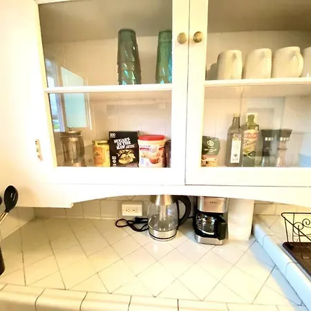 Your Hilo Homebase - Lovely 3 Bedroom In Heart Of Hilo With Ac! Exterior photo