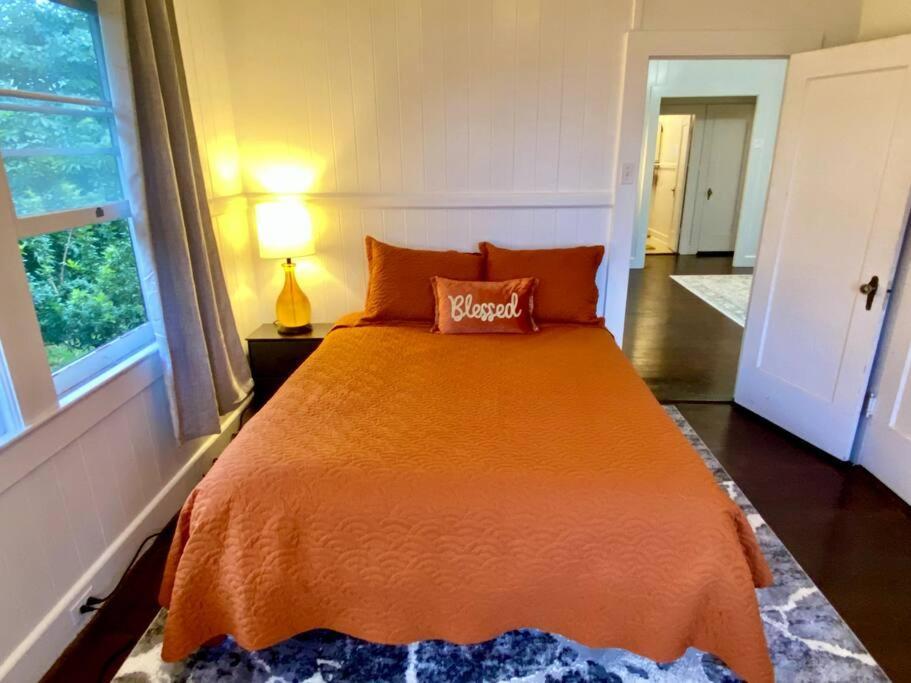 Casa vacanze Your Homebase - Lovely 3 Bedroom In Heart Of With Ac!