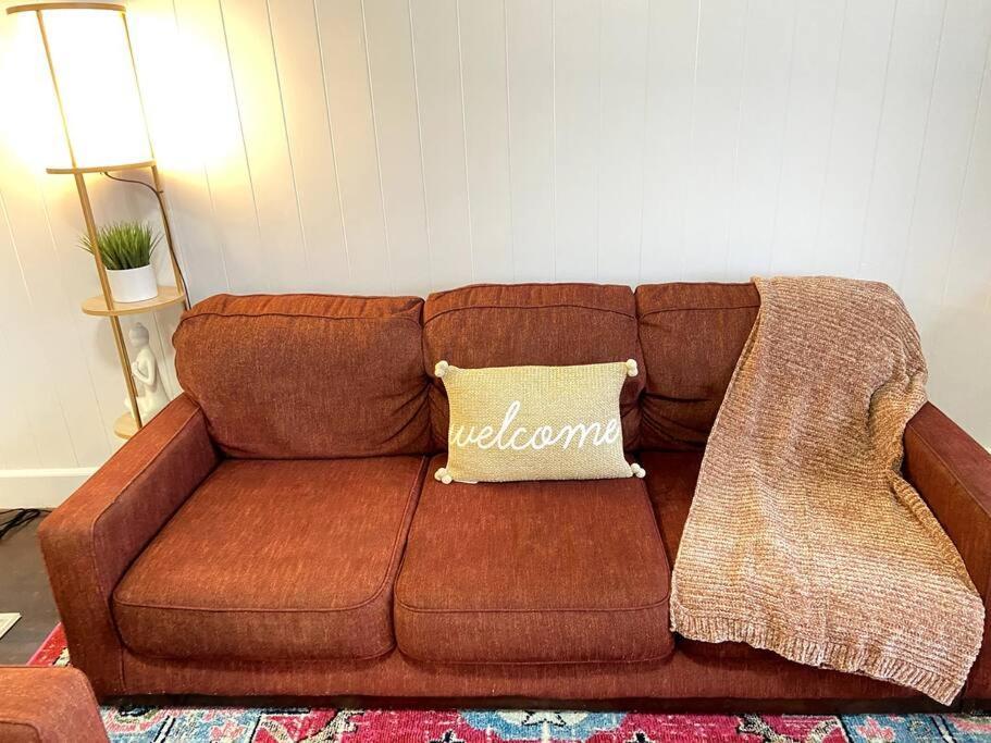 Casa vacanze Your Homebase - Lovely 3 Bedroom In Heart Of With Ac! Hilo